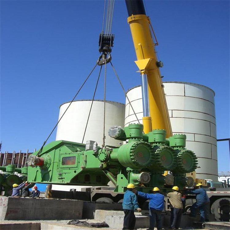 茂南租赁200吨吊车