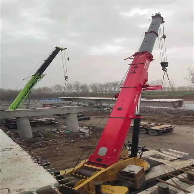 茂南钢构件起吊,吊点采用几点绑扎